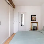 Stylish 1bd Duplex - Stunning Views Near Louvre *