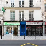Stylish 1bd Duplex - Stunning Views Near Louvre パリ
