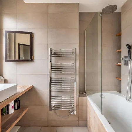Stylish 1bd Duplex - Stunning Views Near Louvre Appartamento *