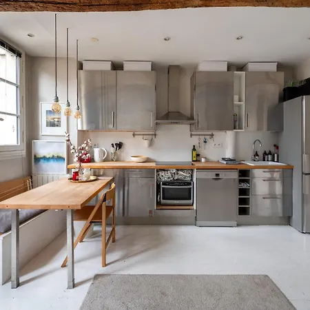 Stylish 1bd Duplex - Stunning Views Near Louvre Apartamento