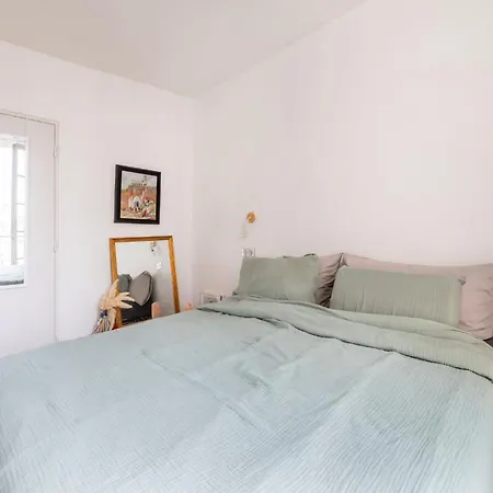 Stylish 1bd Duplex - Stunning Views Near Louvre Appartamento