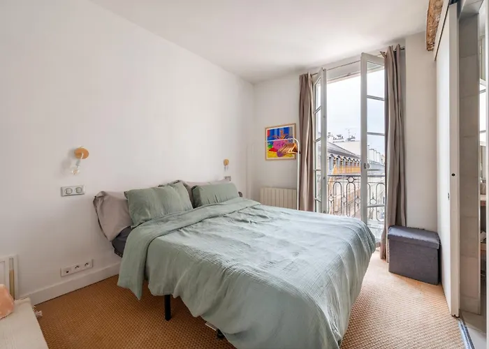 Stylish 1bd Duplex - Stunning Views Near Louvre Appartamento Parigi